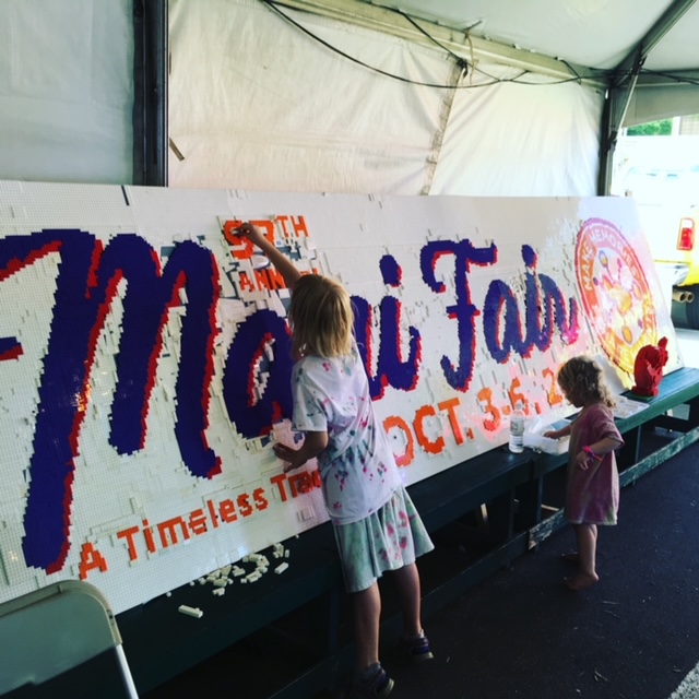 Maui Fair Community Mosaic Build