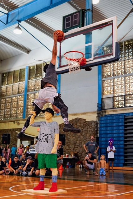 Kenny Dobbs dunking lego basketball sculpture